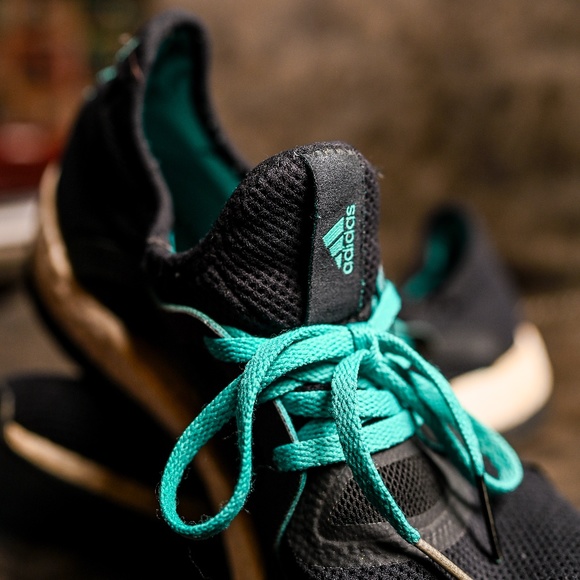 Adidas pure boost running shoes black blue, size 10 - Picture 2 of 3